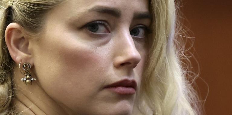 Шок! Какво чака Амбър Хърд след провала